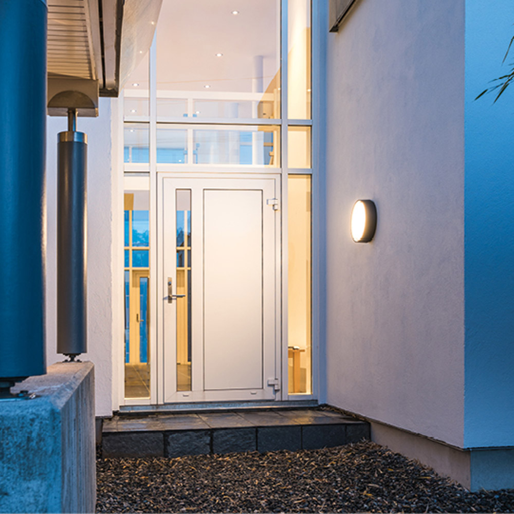 frame round maxi opbouwarmatuur zwart toepassing